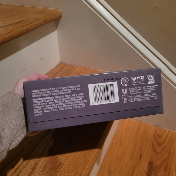 NEW Dove Men Care Extra Fresh Body & Face Wash 32 fl oz/Bottle - Picture 2 of 5